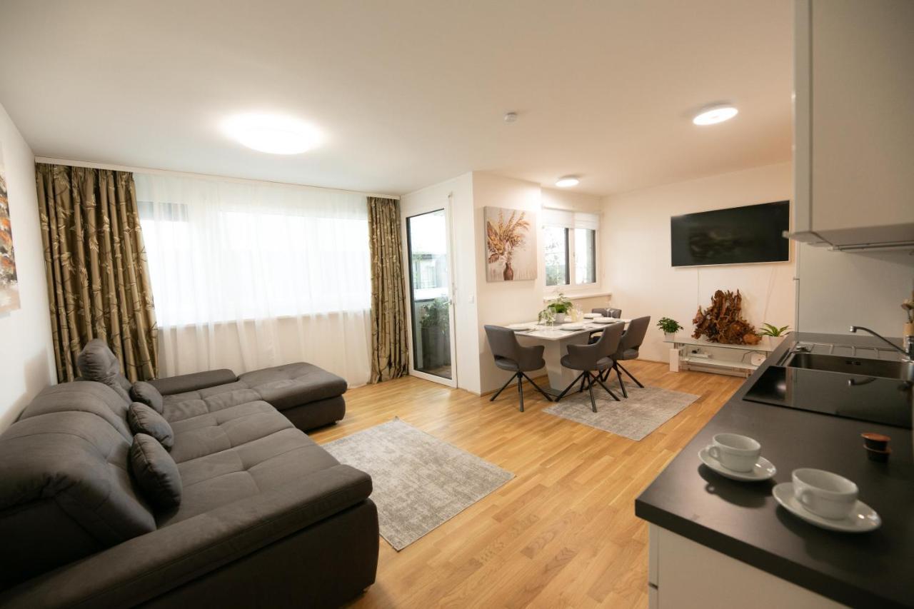 Schoenes Living Am Donauufer Viena Exterior foto