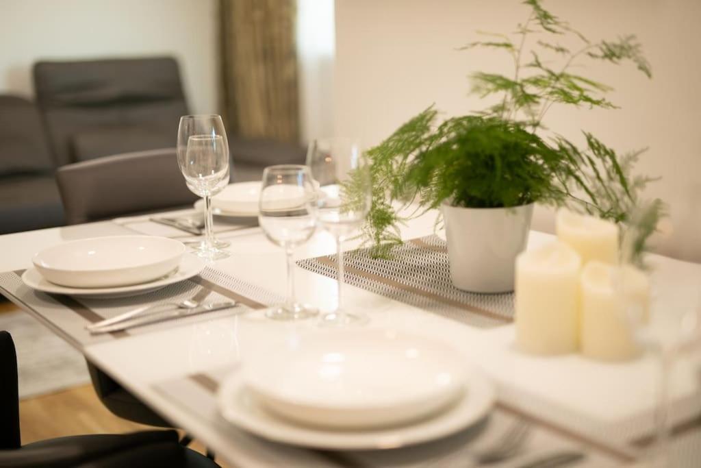 Schoenes Living Am Donauufer Viena Exterior foto