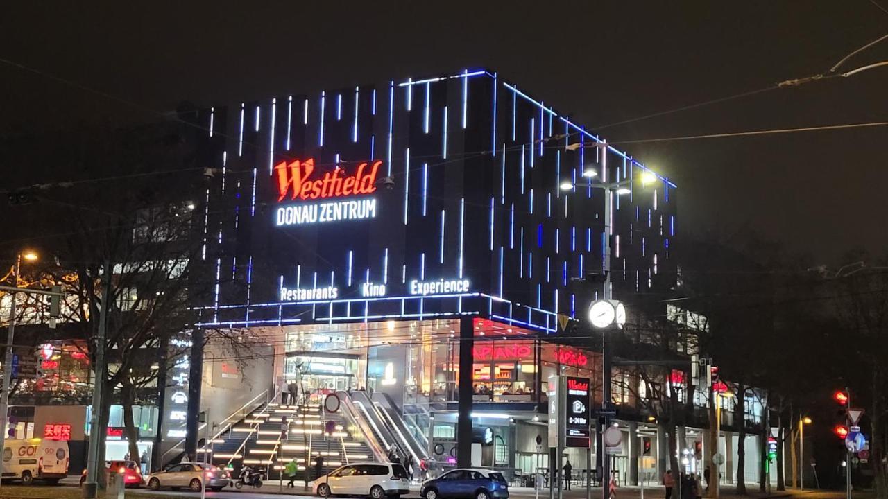 Schoenes Living Am Donauufer Viena Exterior foto
